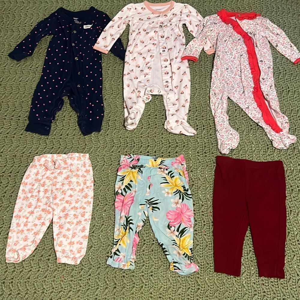 Baby Clothes - 6 months (24 items) - Picture 2 of 3